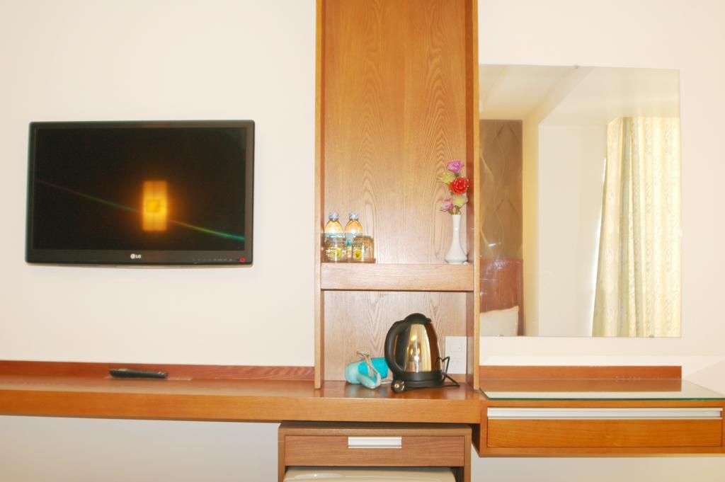 Minh Nhat Hotel 芽庄 客房 照片