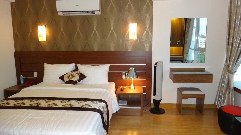 Minh Nhat Hotel 芽庄 客房 照片